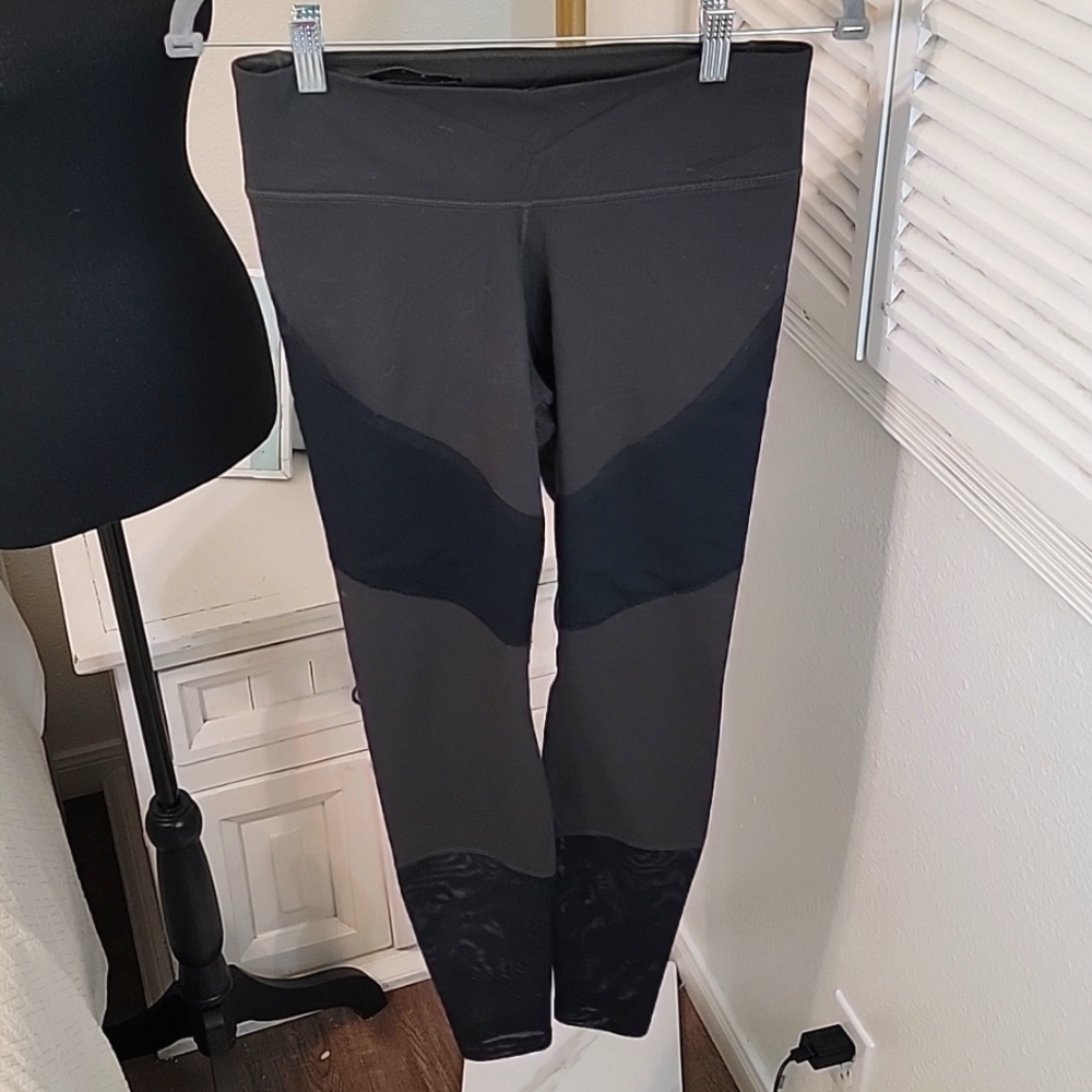 Nike Mesh Paneling Leggings